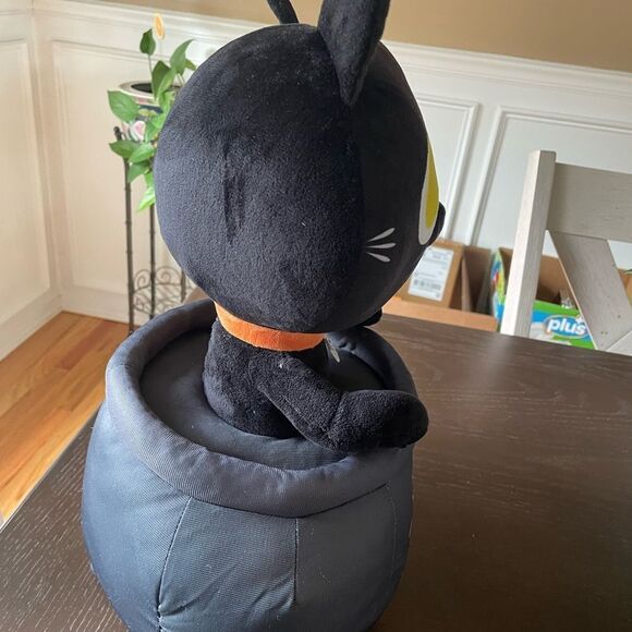 Disney Huge Hocus Pocus Brix Cat in a Cauldron Plush Hocus Pocus Decor - Picture 7 of 13